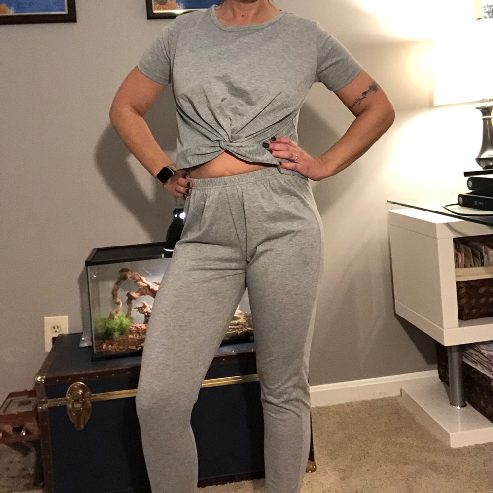 Pajama Set - Picture 6 of 7